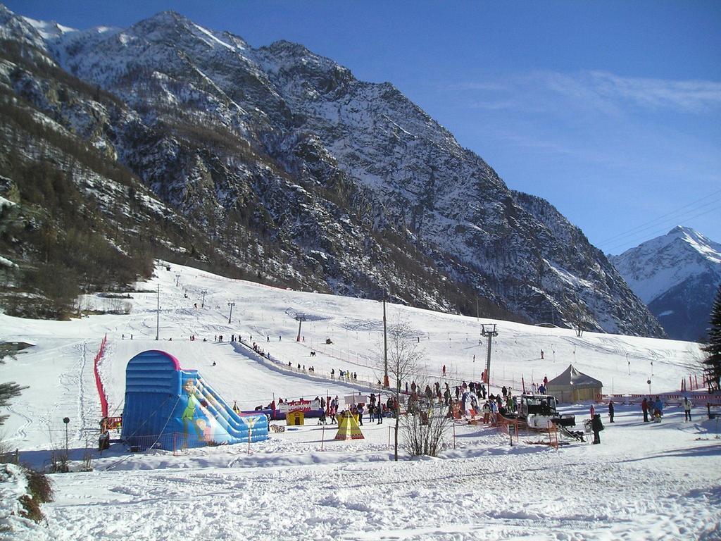 Отель Mont Gele Ollomont Экстерьер фото