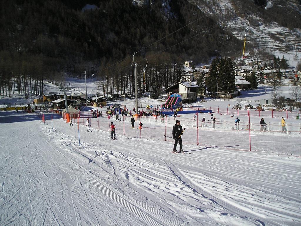 Отель Mont Gele Ollomont Экстерьер фото